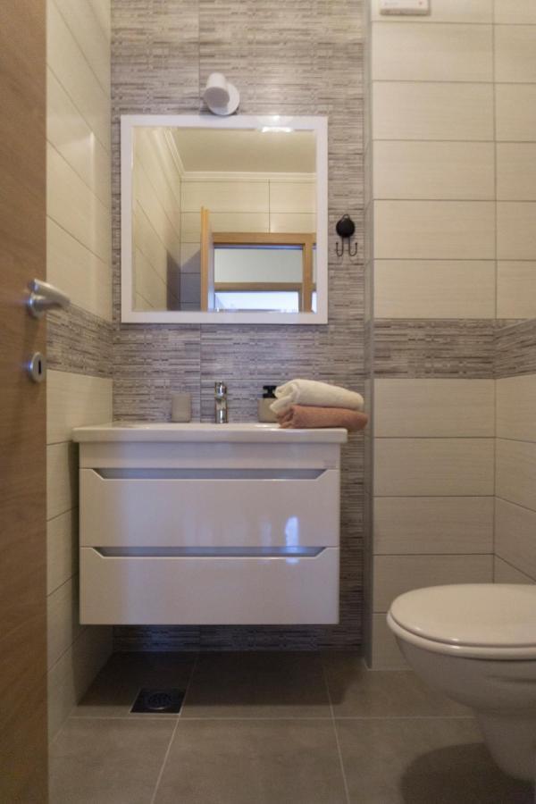Apartman Sunlight เทรบินเย ภายนอก รูปภาพ