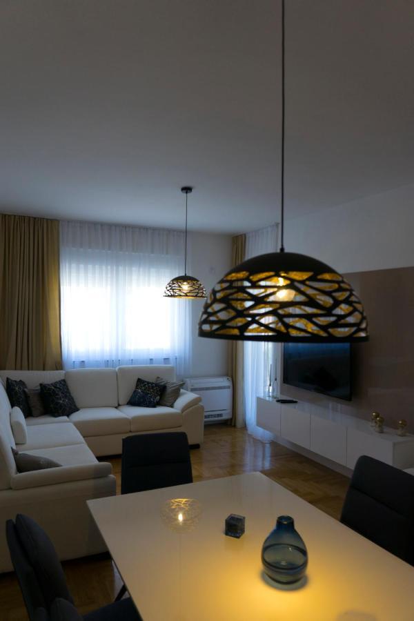 Apartman Sunlight เทรบินเย ภายนอก รูปภาพ